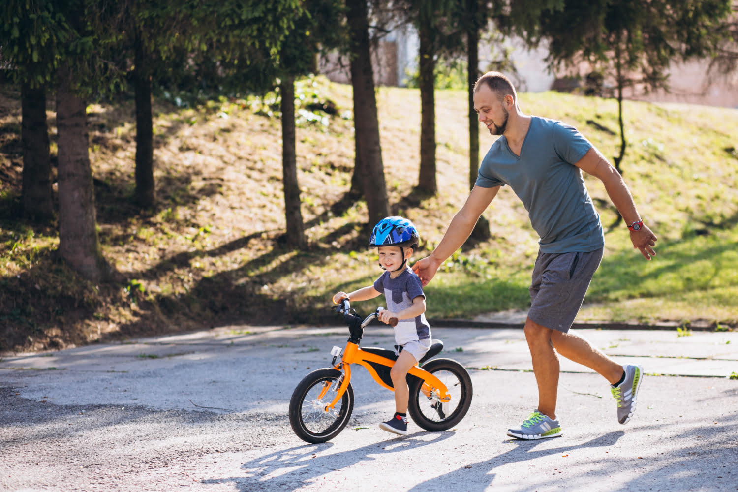 How to teach a child to ride a balance bike hotsell