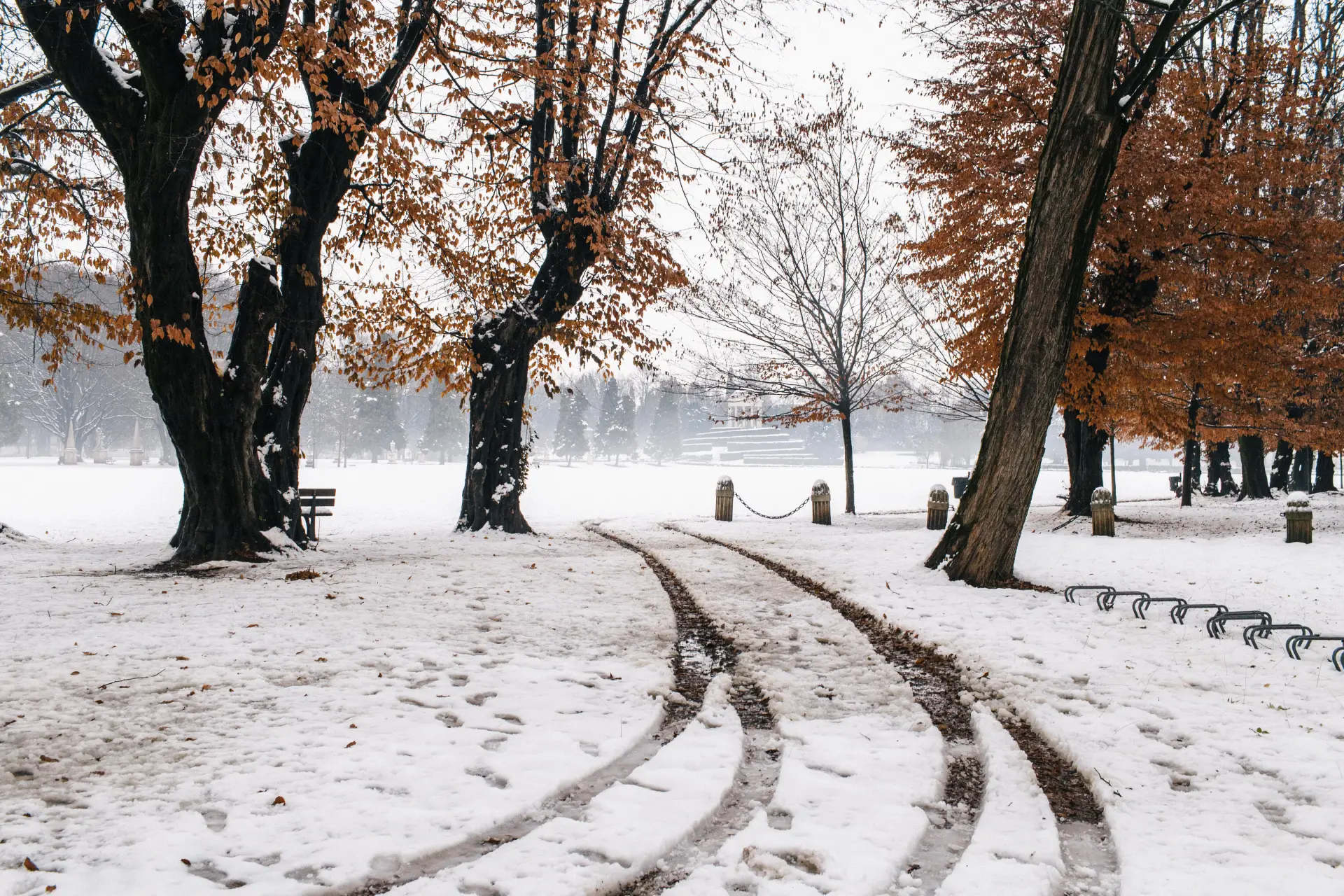 Elektryczne rowerki zimą – czy można na nich jeździći jak je przechowywać?